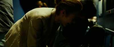 Yoon-Ah, look,
what's that, is that a gecko? - Vanishing