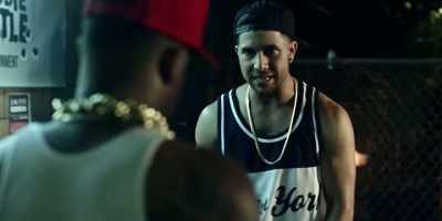 You a comedian
like John Belushi, - Bodied