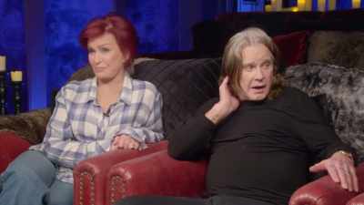 - You had a late night, son?
- [Jack laughs] - The Osbournes Want to Believe