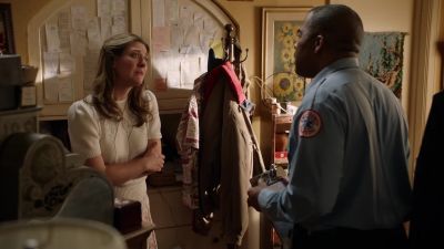 - You a relative?
- No. - Young Sheldon