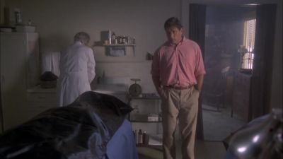 You actually see a connection between a nose bleed and the house falling - Children of the Corn II: The Final Sacrifice