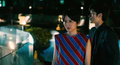 You were afraid of falling
in love and losing yourself. - The Confidence Man JP - The Movie -