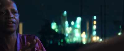 You ain't goin' nowhere.
Homeboy, you gon' sit - Red Rocket