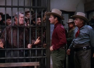 You ain't gonna keep me in here - Dodge City