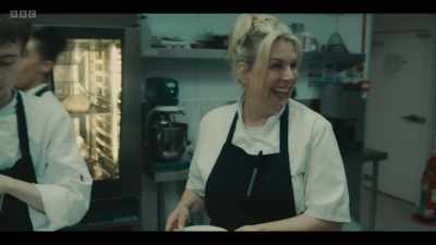 You all right, darling, how
you doing? Yep, not bad. - Boiling Point