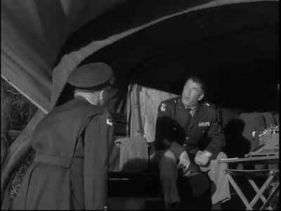 You all right, General? - Francis Joins the WACS