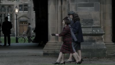 - You all right?
- Hmm? - Outlander