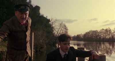 - You all right, kid?
- Yes. - Chaplin