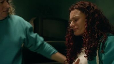 You all right, love? - Wentworth
