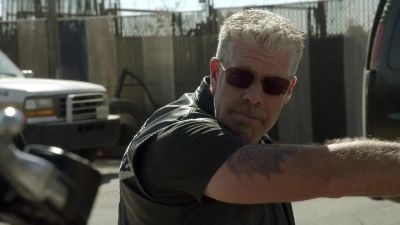 You all right? - Sons of Anarchy