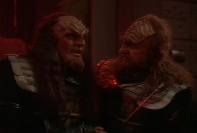 You all right? - Star Trek: Deep Space Nine