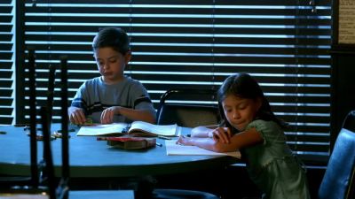 You all right?
- Yeah. - Prison Break