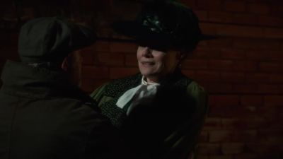 You all right?
- Yes, yes. - Murdoch Mysteries