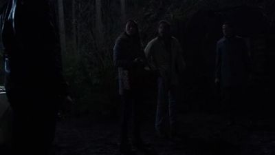 - You alone?
- Yeah, but Nick and Eve - Grimm
