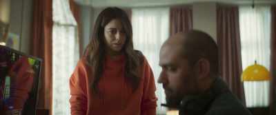 You already told him to leave
and he doesn't want to. - Me he hecho viral