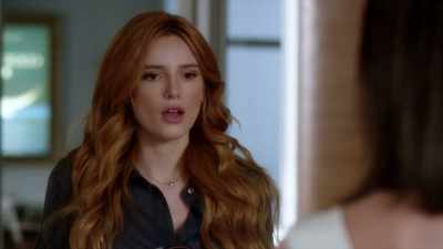 You also need a publicist,
a lawyer and a manager - Famous in Love