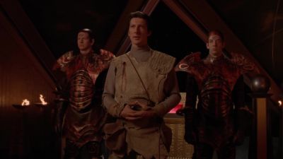 - You are injured.
- I will be fine. - Stargate SG-1