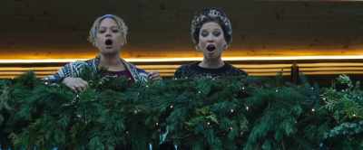 - You are kidding me.
- [Kaye laughs] - Your Christmas or Mine 2