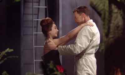 - You are Lisa?
- Yes. Lisa. - Journey to the Seventh Planet