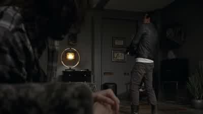 ♪ You are my sunshine ♪ Go on. - The Walking Dead
