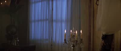 RENARD: So beautiful. - The World Is Not Enough