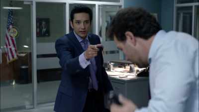 YOU ARE THE ONE THAT NEEDS TO
DECIDE WHAT'S IMPORTANT HERE -- - Wicked City