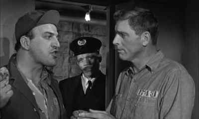 You be careful, take it easy
and don't mash him. - Birdman of Alcatraz