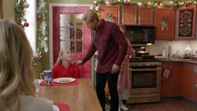 You be good for Grandma,
and if it's dry, - Jingle Bell Princess