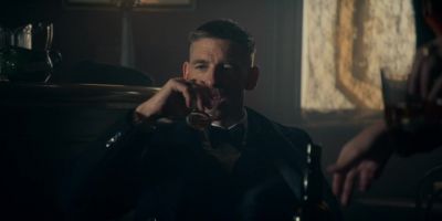 You bearing up, Arthur? - Peaky Blinders
