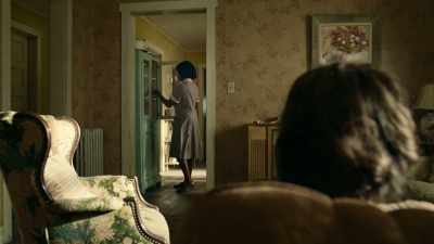 You better get dressed. - I Am the Night