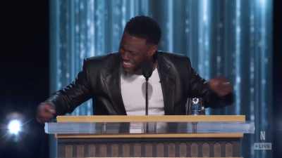 You and Bill are so far apart
from each other. - The Roast of Tom Brady