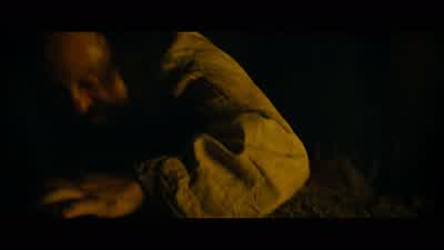 You bled my brotherSo now you bleedIdiote sauvageYou think that I am not a hunter like youTu ne sais même pas l'erreur que tu viens de faireThat I am not a threatJe vais mettre une balle dans ton crâneThat is what makes me dangerousTu vas mourir - Prey