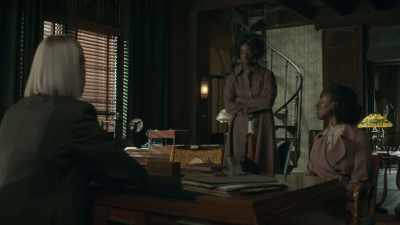 You both saw me fence my sister - Frankie Drake Mysteries