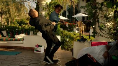 You broke my camera. - Lethal Weapon