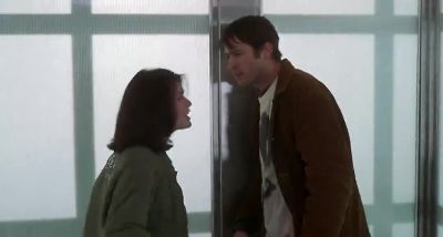 You call that romance - Mallrats
