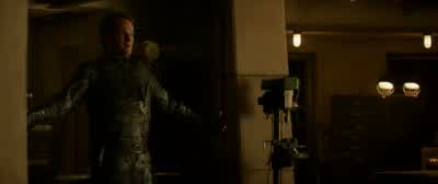 You can fight with me, Kyle. - Terminator Genisys