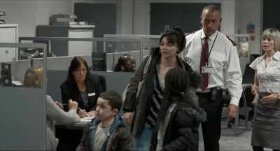 - You can go back up there.
- Right, come and talk to me then - I, Daniel Blake