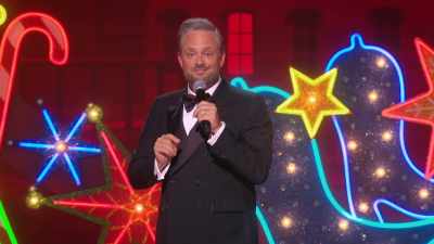 You can-- hang with me here-- - Nate Bargatze's Nashville Christmas