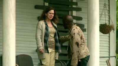 You can hear that somebody's gone. - Fear the Walking Dead