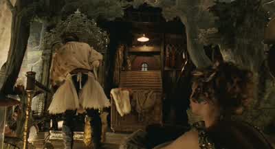 You can help out front. - The Imaginarium of Doctor Parnassus