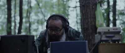- You can just...
- Hi, Jamal. - Doors