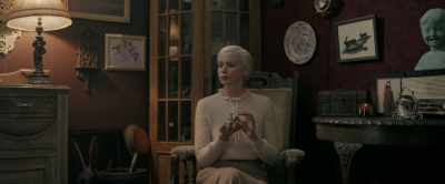 You can look around, but
please don't touch anything. - Oddity