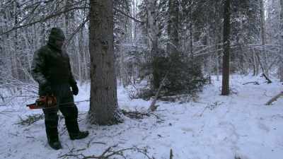 You can plan, plan, plan,
but sometimes things happen. - Life Below Zero: Next Generation