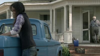 You can put your stuff
upstairs in my room. - The Walking Dead