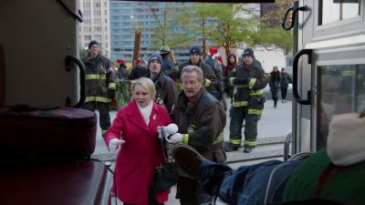 - You can ride with him. - Chicago Fire
