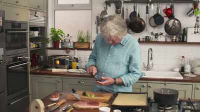 You can run the spoon - James May: Oh Cook!
