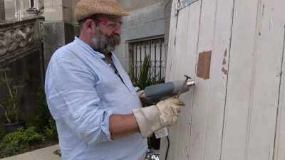 You can see it bubbling and
when it starts to bubble, - Escape to the Chateau: Make Do & Mend