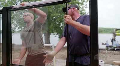 You can see everybody
looking next door like, - Renovation Resort