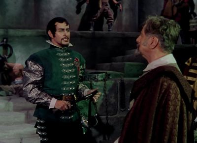 You can see we have several interesting devices in this chamber - Adventures of Don Juan