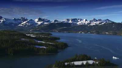 You can see that
it has ice on it, - The Alaska Triangle